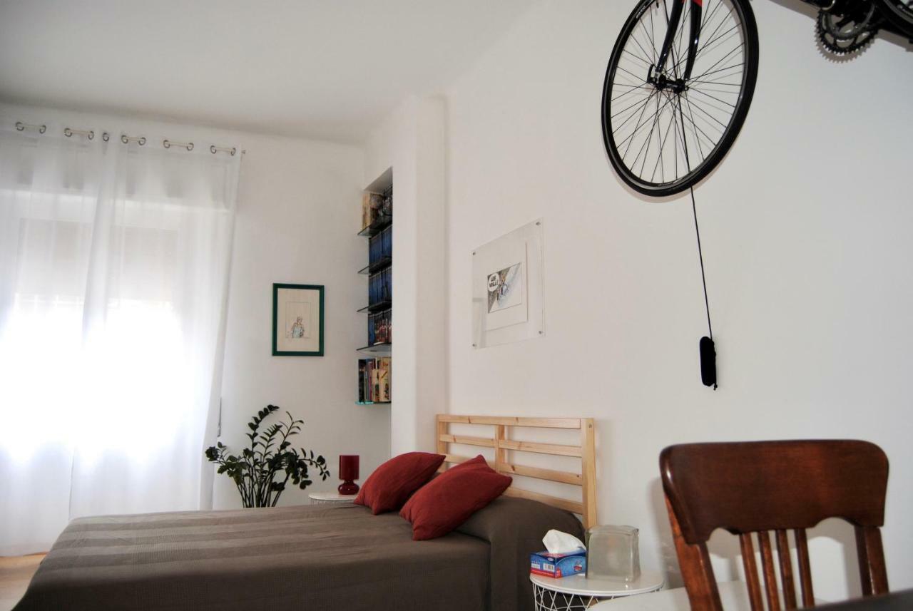 Famiglia Poggi, The Flying Hippo Apartamento Roma Exterior foto